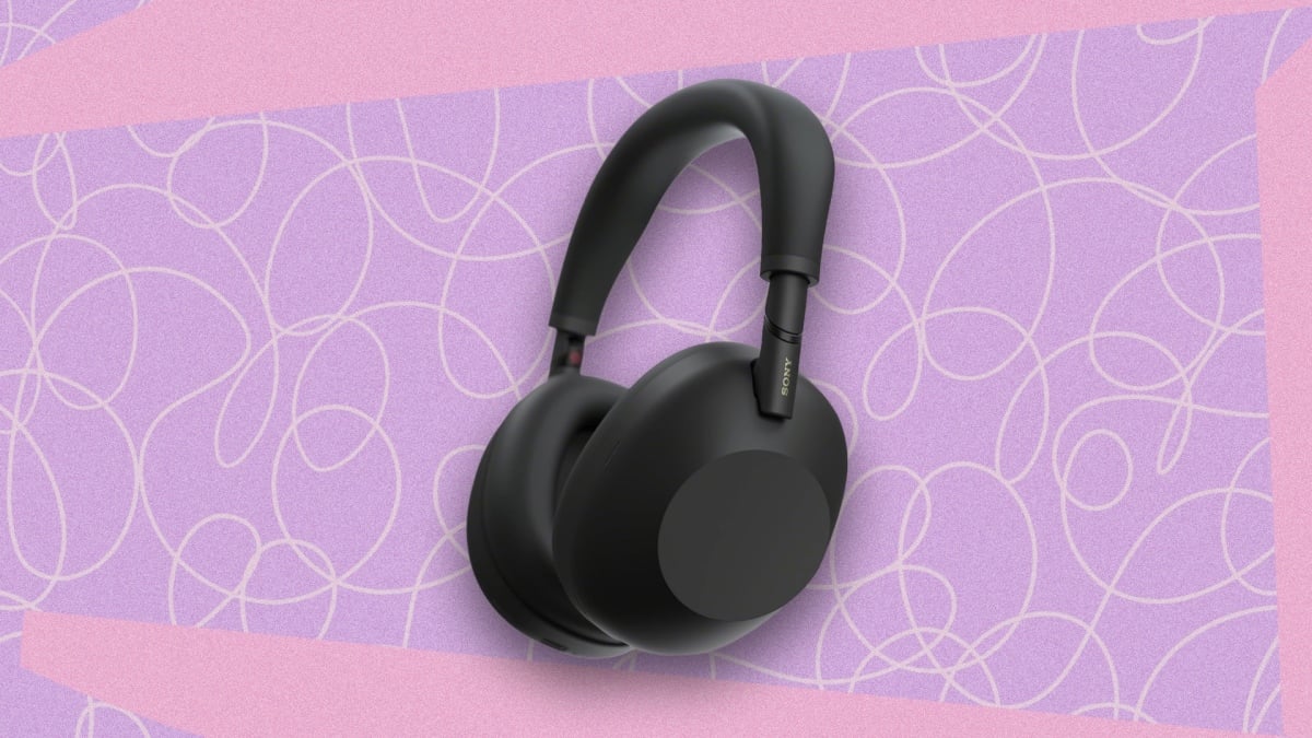 Headphones and Earbuds on Sale: Current Discounts Across Major Brands