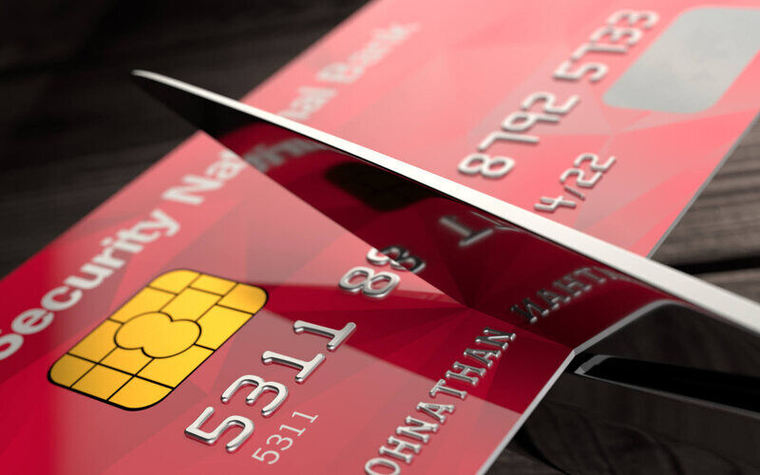 Credit card or debit card? Where is the difference